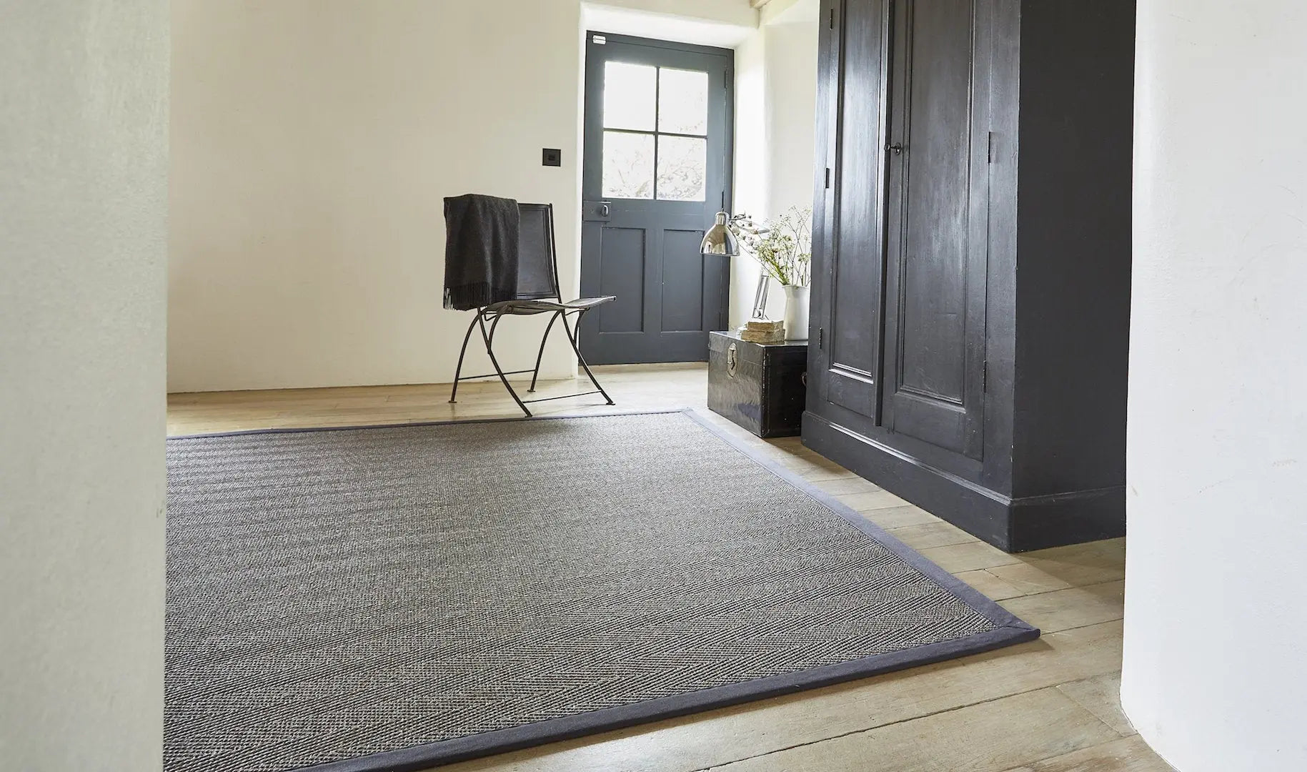 Choosing the Best Carpet Materials for High-Traffic Areas in UK Homes - Sutton Carpets